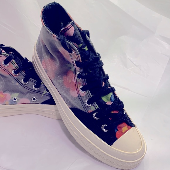- Converse Floral Chuck 70 Sz 6(men) Hi Top Womens Shoes Black Flower